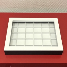 Планшет для хранения украшений с прозрачной съемной крышкой из стекла
